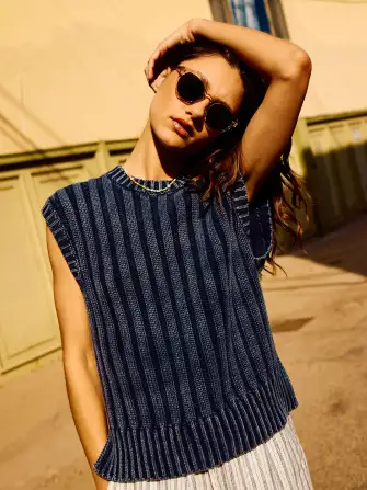Sunwashed Sweater Vest - Navy Blazer